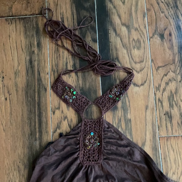 Size L Halter with unique tie around. - Picture 2 of 2